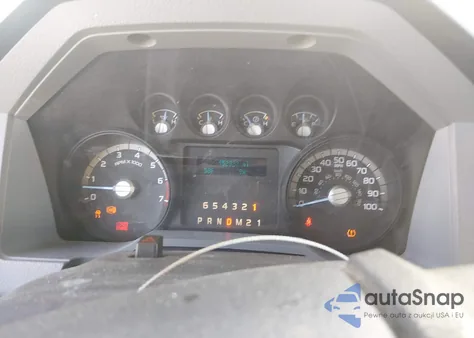 2015 Ford F-250 Xl z USA, uszkodzony, nr VIN 1FT7X2B6XFEC90962